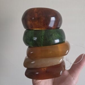 Chic Resin Bangle Set in Earthy Tones